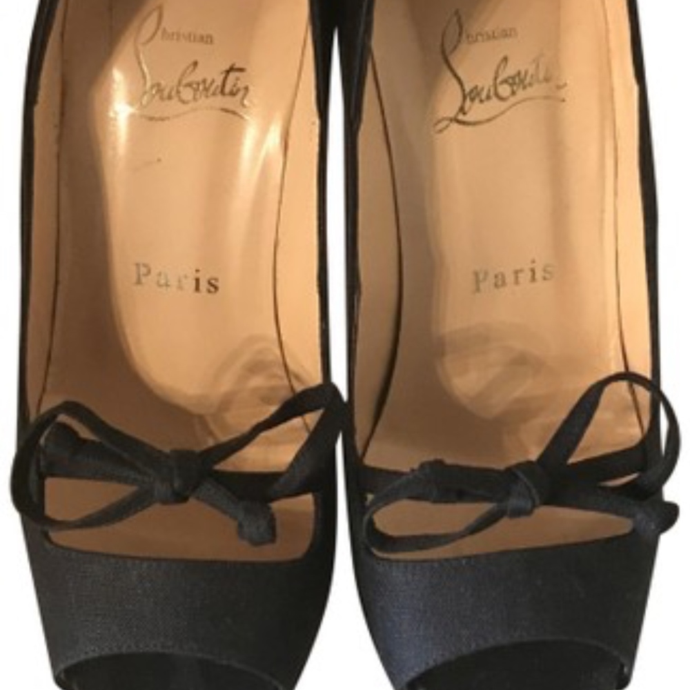 Christian Louboutin Black Pumps